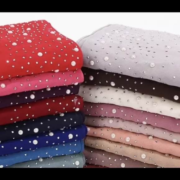 Scarf - Picture 2 of 6